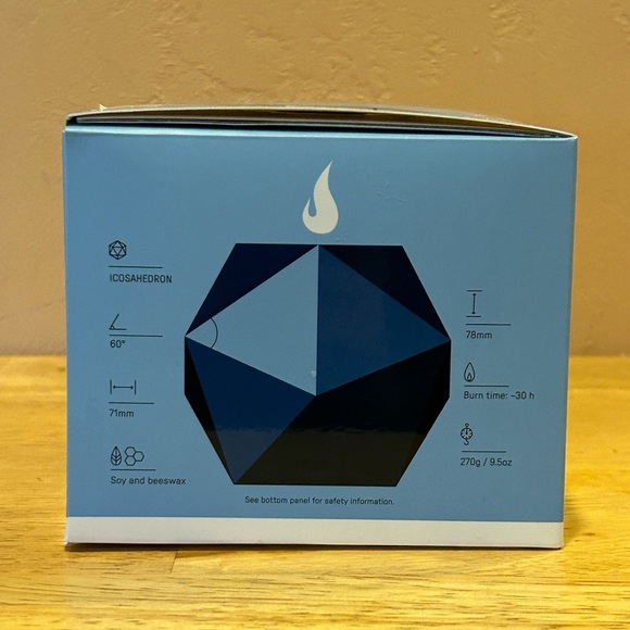 54 Celsius Water Elements Candle. Wite Lily & Ocean Breeze Scented. New In Box. - Picture 6 of 8